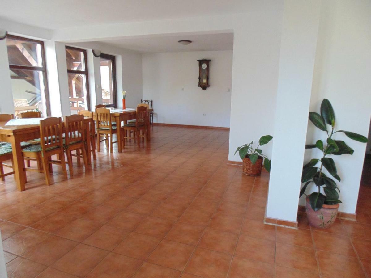 Hotel Casa Dancs Covasna Esterno foto