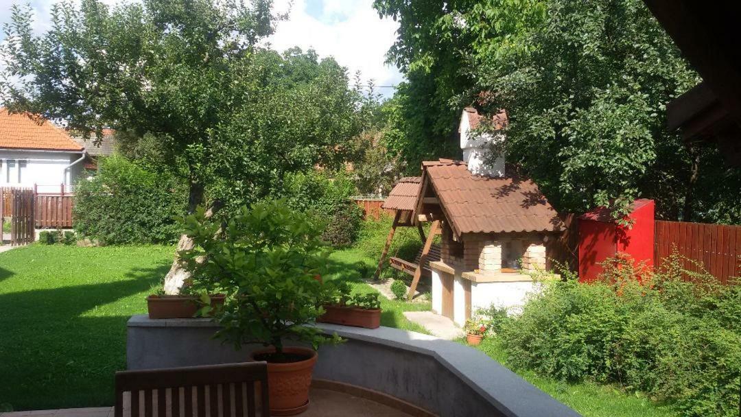 Hotel Casa Dancs Covasna Esterno foto